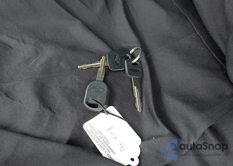 2003 Ford Focus Zx3 z USA, uszkodzony, nr VIN 3FAFP31313R104703